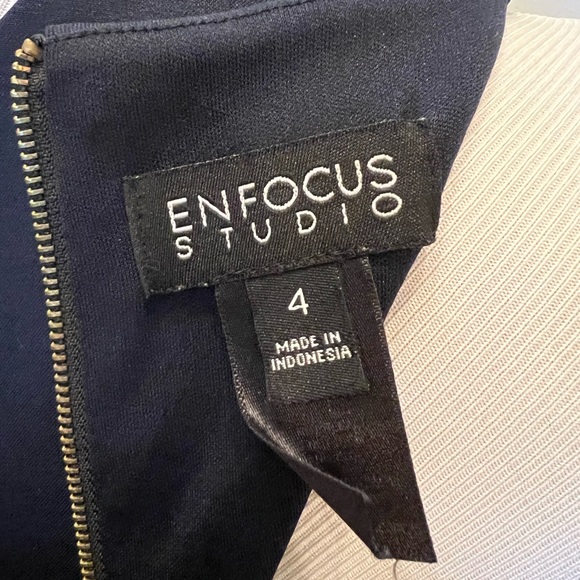 Enfocus studio dress - Picture 3 of 3